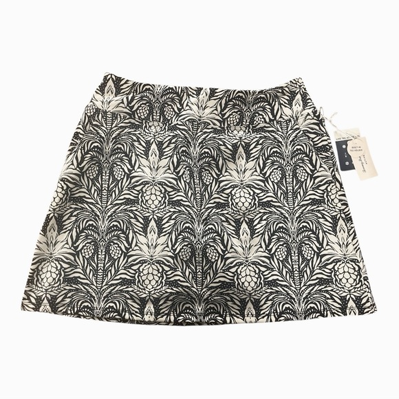NWT Tommy Bahama Women’s Tennis / Golf Skirt in Black and White size small - Picture 1 of 6